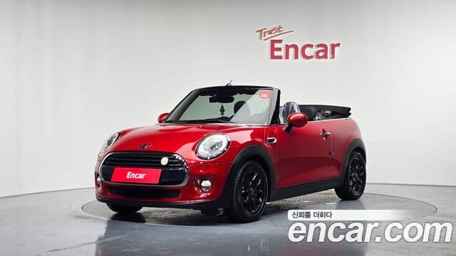 MINI Cooper Convertible 1