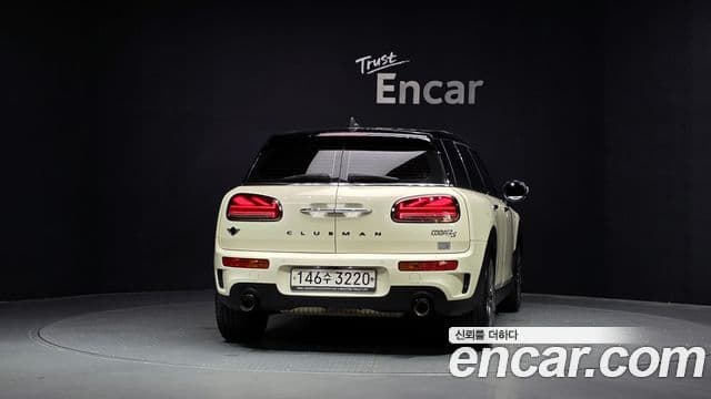 MINI Cooper S Clubman 4