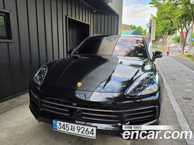 Porsche Cayenne (PO536) 1