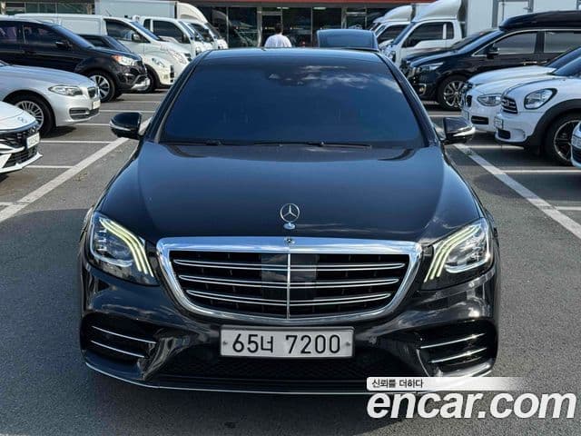 Mercedes-Benz S-Class W222 3