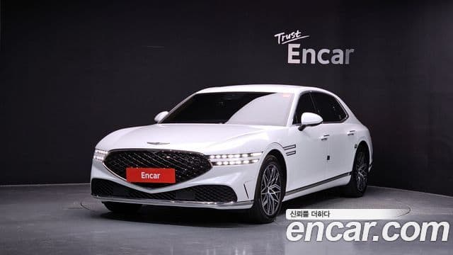 Genesis G90 (RS4)