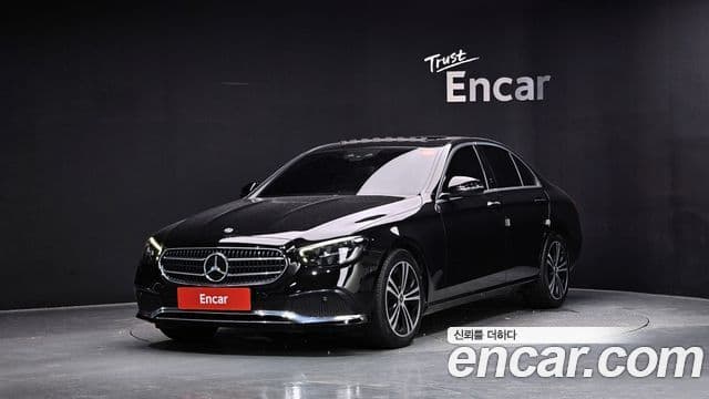 Mercedes-Benz E-Class W213 1