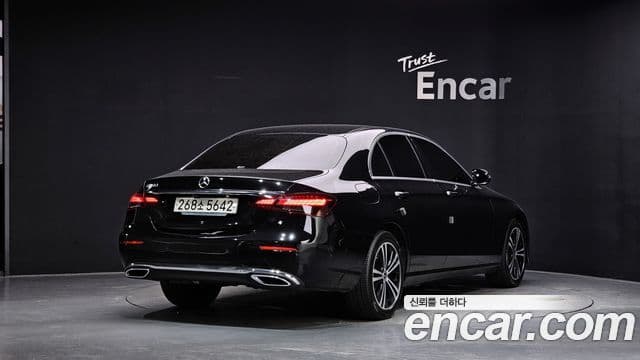 Mercedes-Benz E-Class W213 2