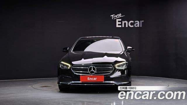 Mercedes-Benz E-Class W213 3