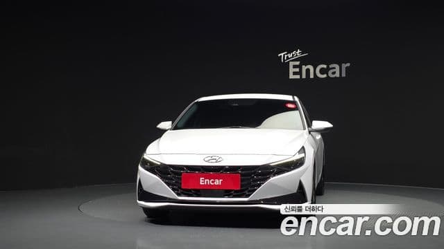 Hyundai Avante (CN7) 3
