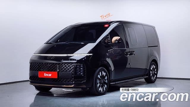 Hyundai Staria