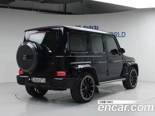 Mercedes-Benz G-Class W463b 2