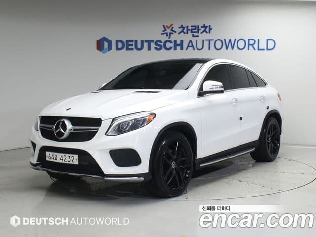 Mercedes-Benz GLE-Class W166 1