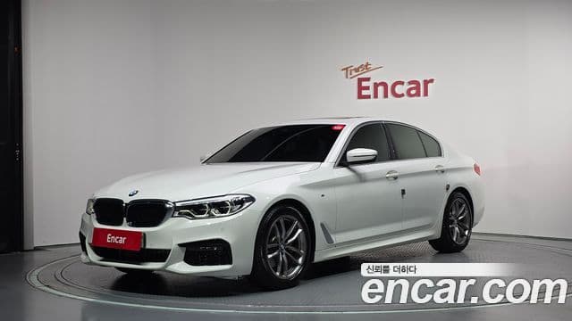 BMW 5 Series (G30)