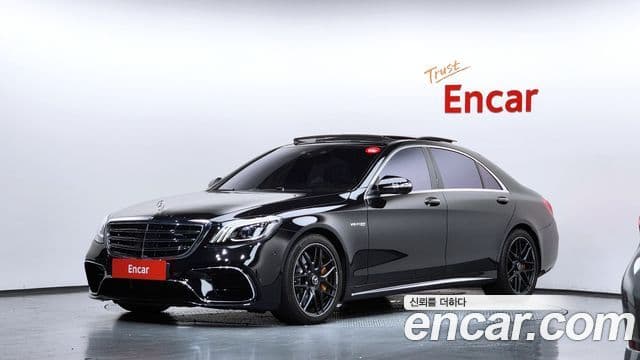 Mercedes-Benz S-Class W222