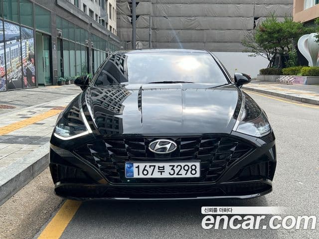 Hyundai Sonata (DN8)