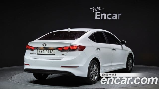 Hyundai Avante AD 2