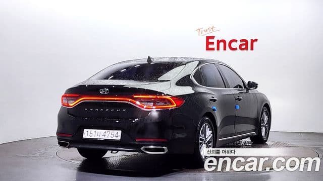 Hyundai Grandeur IG 2