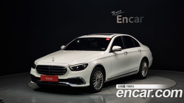 Mercedes-Benz E-Class W213 1