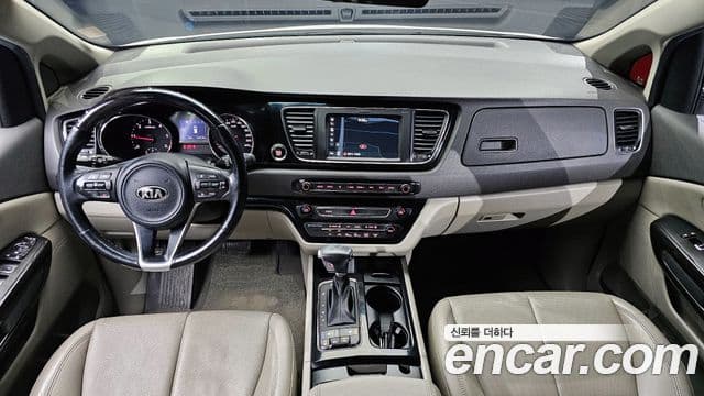 Kia All New Carnival 4