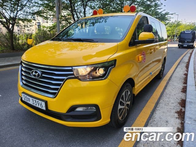 Hyundai The New Grand Starex — 1