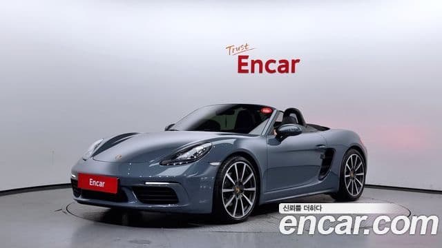 Porsche 718 Boxster — 1