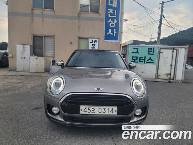 MINI Cooper D Clubman 2