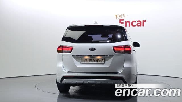 Kia All New Carnival 3