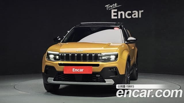 Jeep Avenger 3