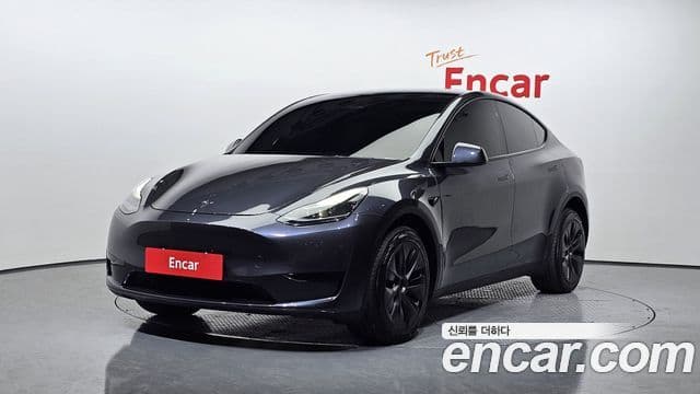 Tesla Model Y 1