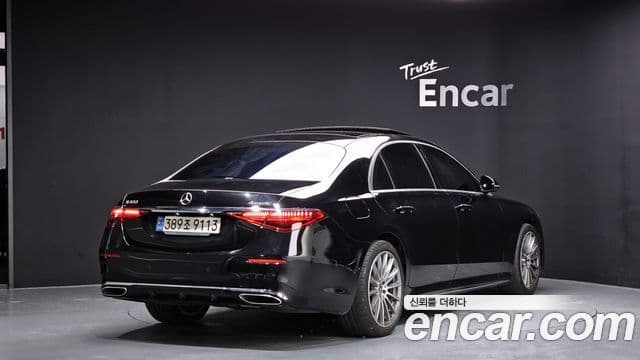 Mercedes-Benz S-Class W223 2
