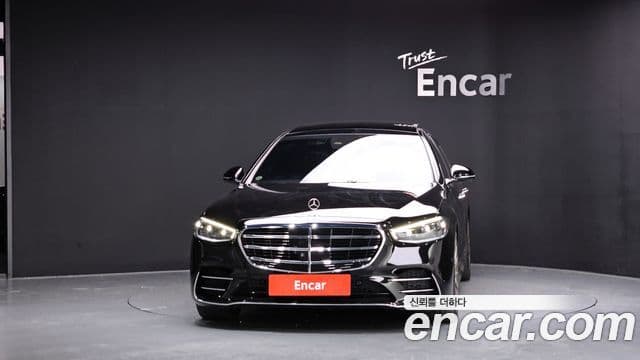 Mercedes-Benz S-Class W223 3