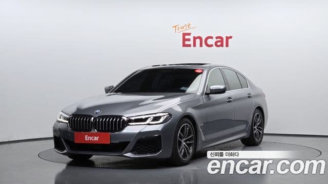 BMW 5 Series (G30)
