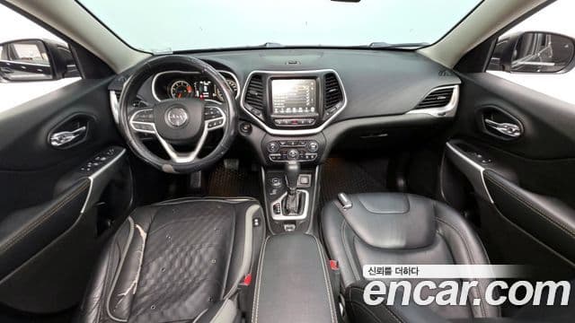 Jeep Cherokee (KL) 4