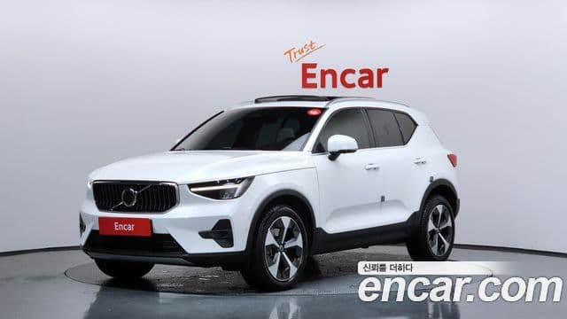 Volvo XC40 1
