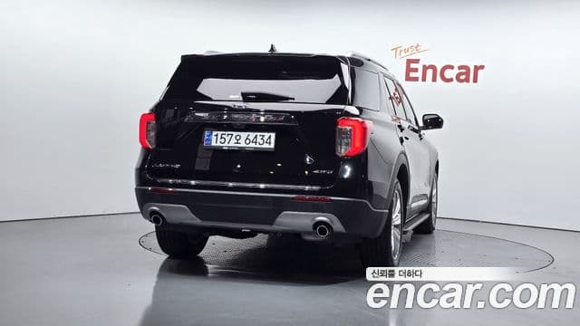 Ford Explorer 6th Gen 3