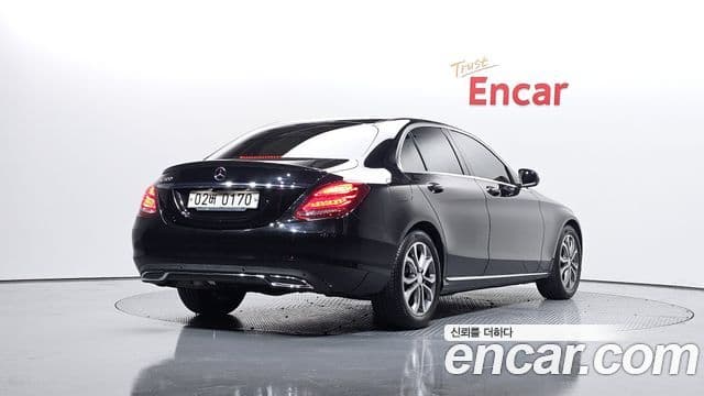 Mercedes-Benz C-Class W205 2