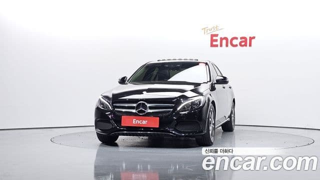 Mercedes-Benz C-Class W205 3