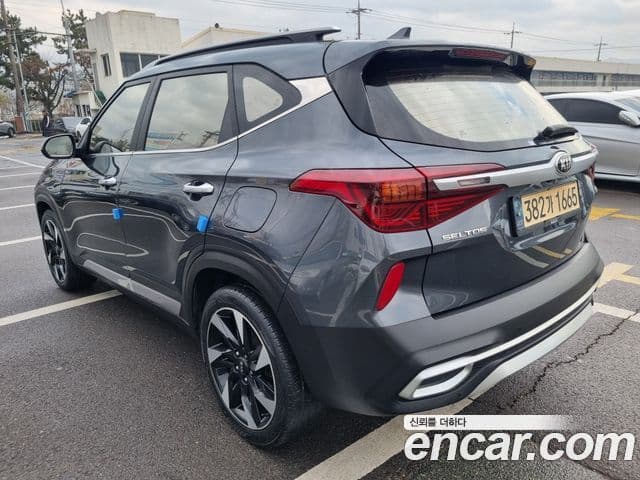 Kia Seltos 4