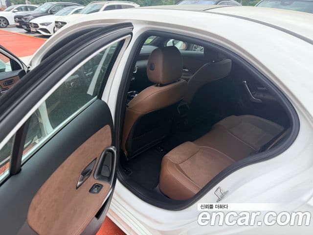 Mercedes-Benz A-Class W177 4