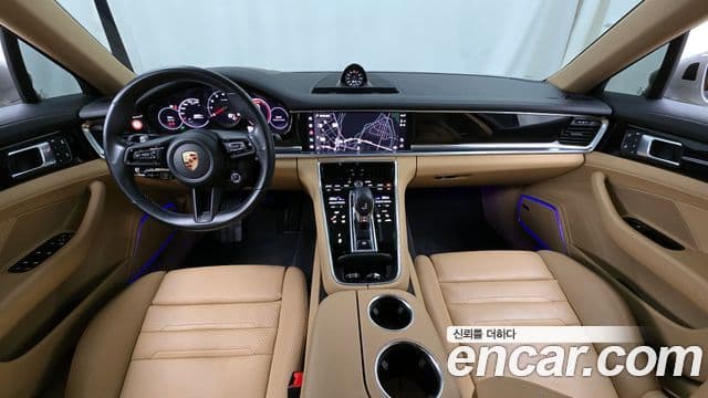 Porsche Panamera (971) 4