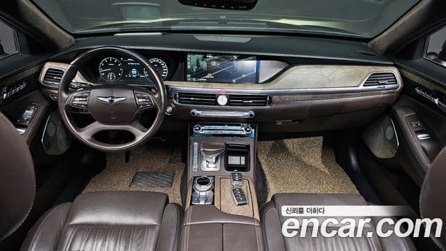 Genesis G90 4