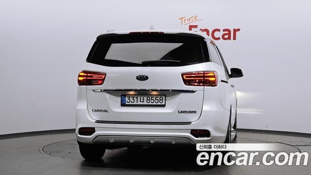 Kia The New Carnival 4