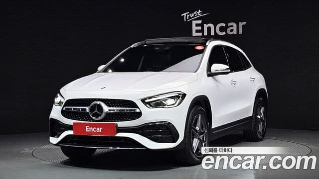 Mercedes-Benz GLA-Class H247 1