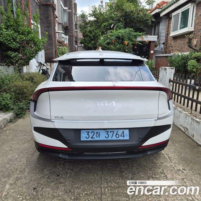 Kia The New EV6 4