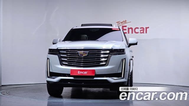 Cadillac Escalade 5th Gen 2