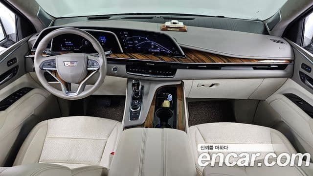 Cadillac Escalade 5th Gen 4