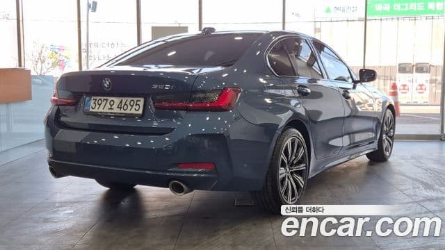 BMW 3 Series (G20) 4