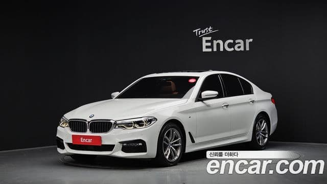 BMW 5 Series (G30) 1