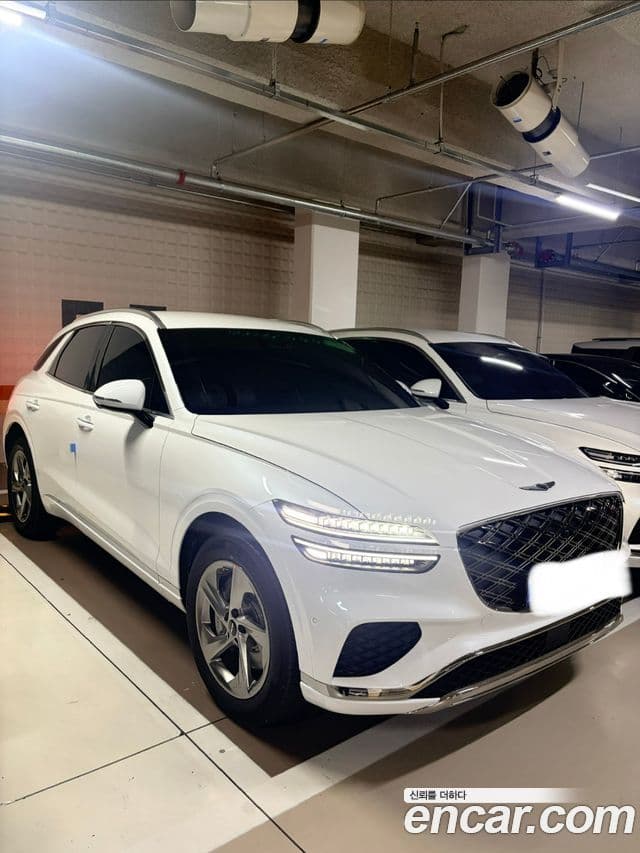Genesis GV70 3
