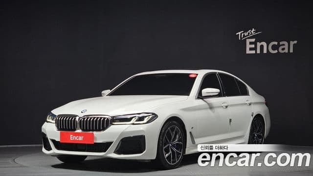 BMW 5 Series (G30)