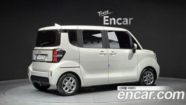 Kia The New Kia Ray 2