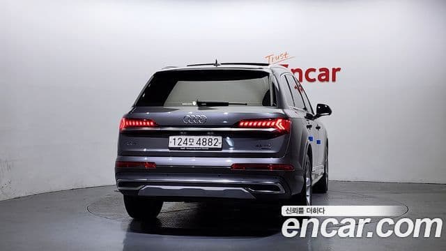 Audi Q7 (4M) 4
