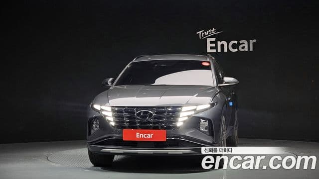 Hyundai Tucson (NX4) 2
