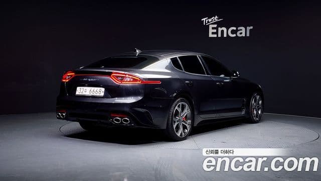 Kia Stinger 2